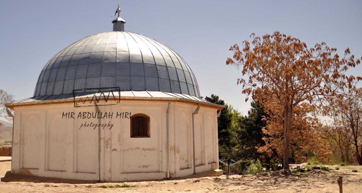 آرامگاه سلطان محمود